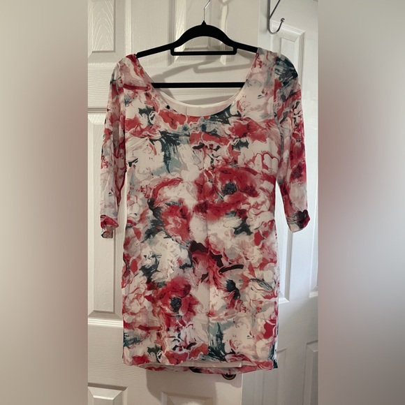 Guess Dress Size 4 - Picture 2 of 4